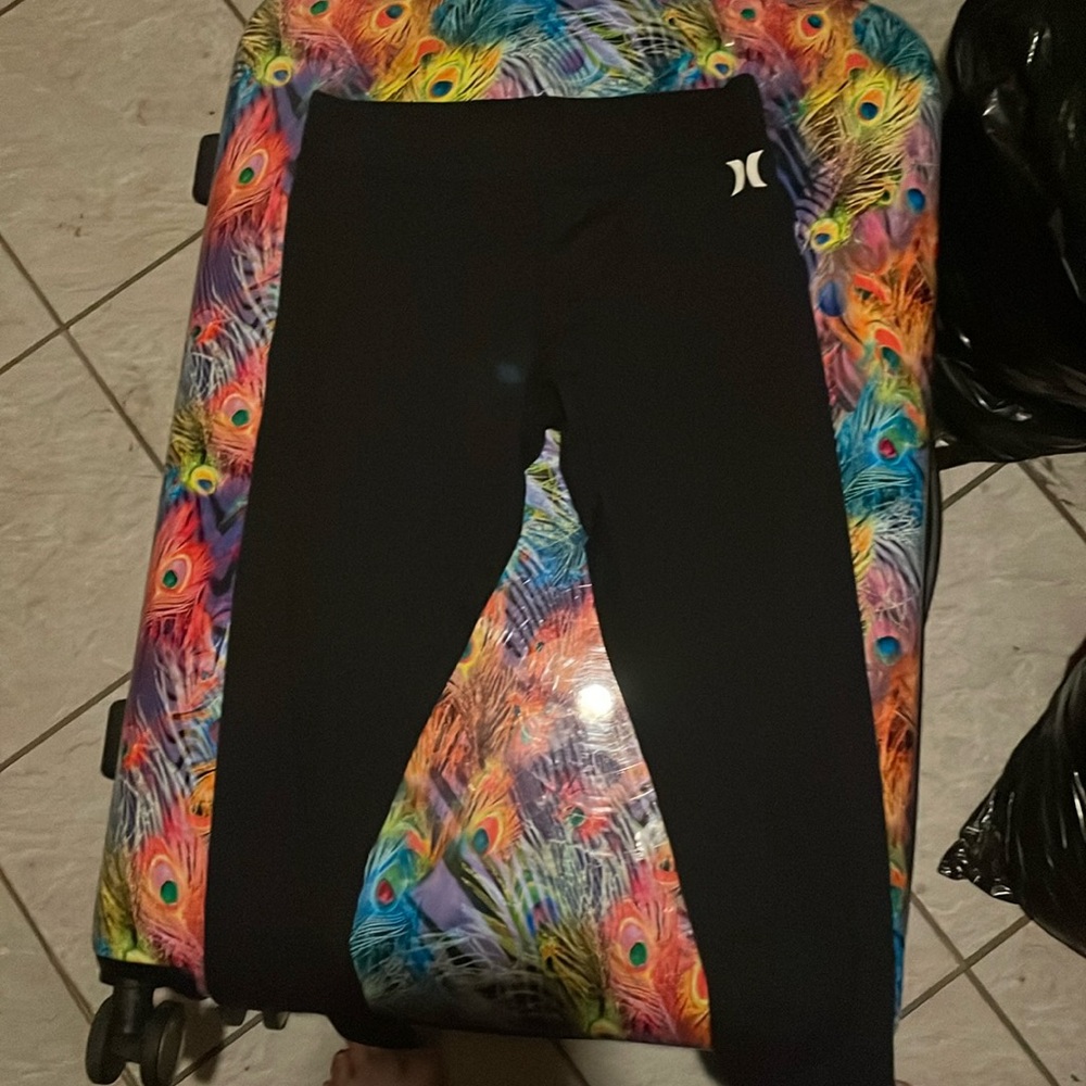Black Hurley teen girls leggings